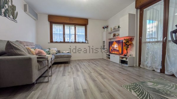 appartamento in vendita a Milano in zona Chiesa Rossa