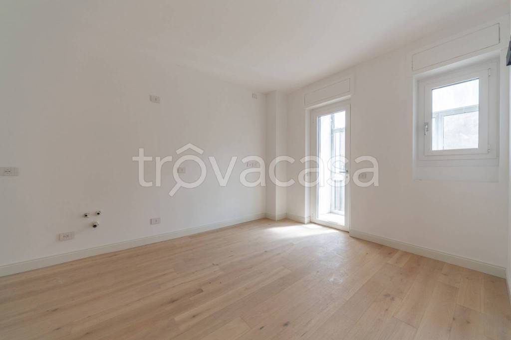 appartamento in vendita a Milano in zona Solari