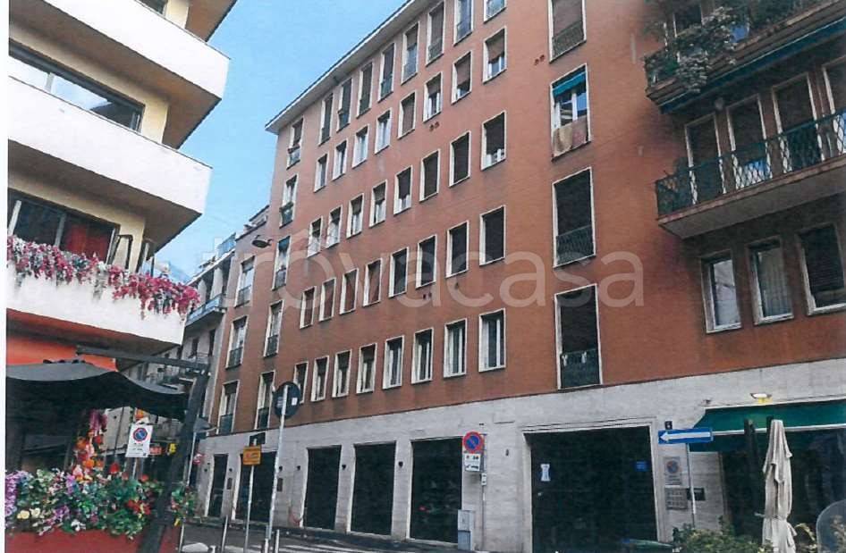 ufficio in vendita a Milano in zona Lambrate