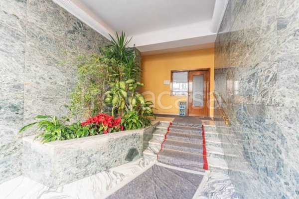 appartamento in vendita a Milano in zona Cascina dei Pomi