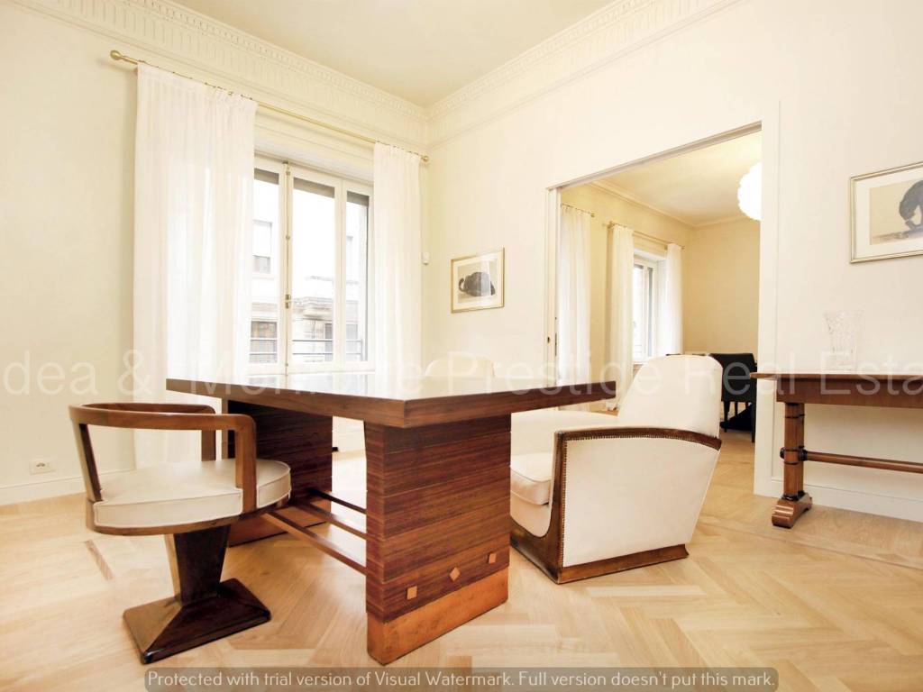 ufficio in vendita a Milano in zona Guastalla