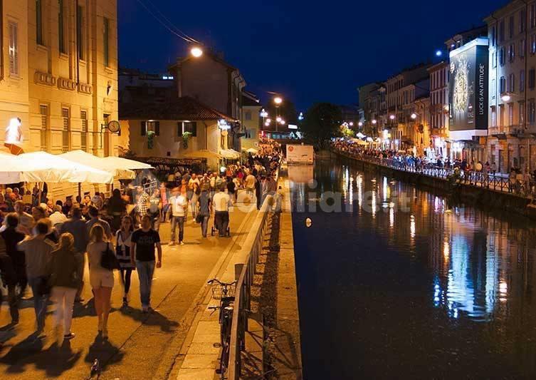 negozio in vendita a Milano in zona Porta Ticinese