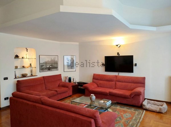 appartamento in vendita a Milano in zona Isola