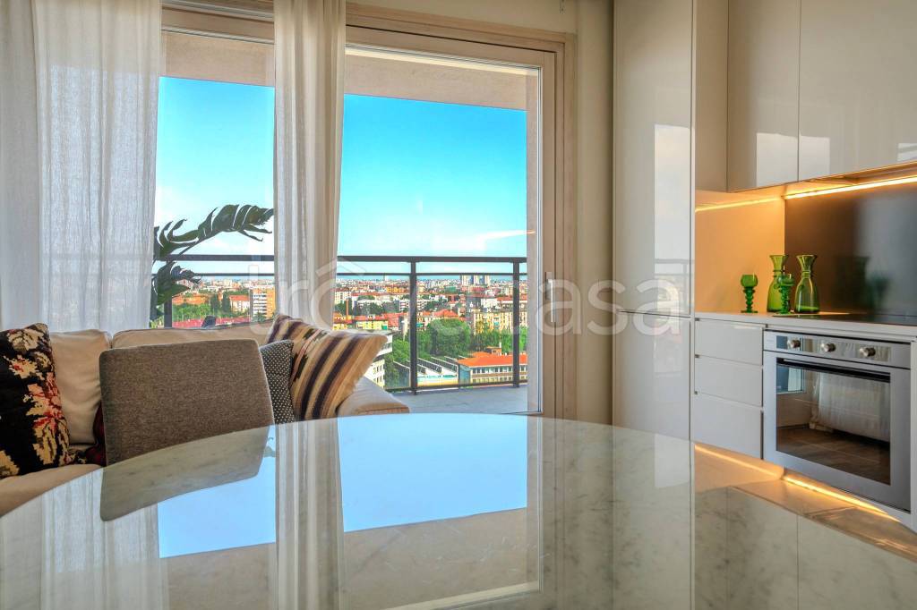 appartamento in vendita a Milano in zona Dergano