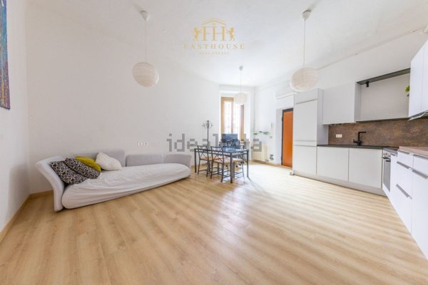 appartamento in vendita a Milano in zona Piazzale Lodi