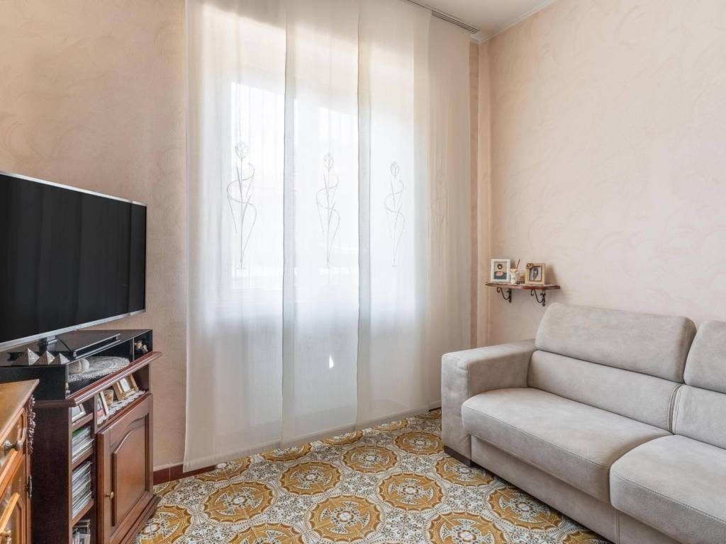 appartamento in vendita a Milano in zona Forze Armate