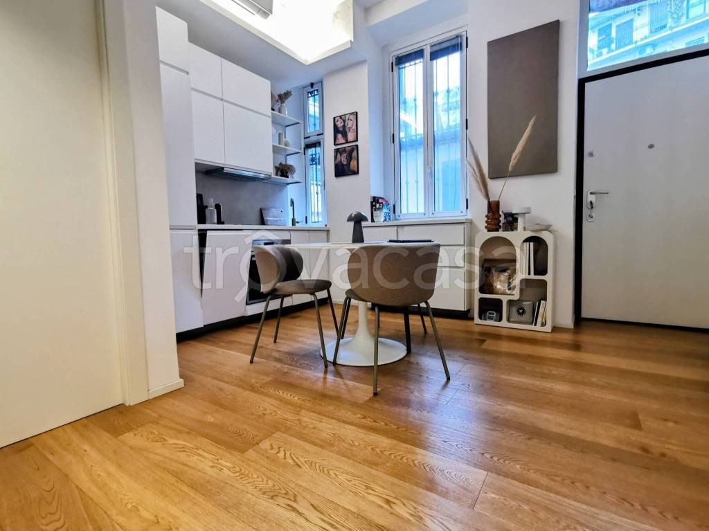 appartamento in vendita a Milano in zona Barona