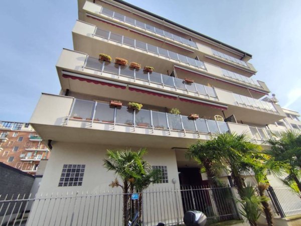 appartamento in vendita a Milano in zona Crescenzago