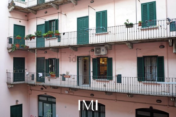 appartamento in vendita a Milano in zona Sempione