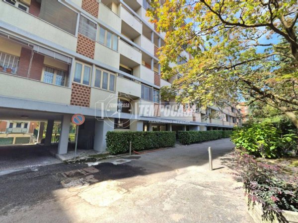 appartamento in vendita a Milano in zona Forlanini
