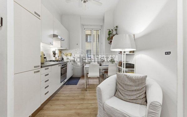 appartamento in vendita a Milano in zona Cinque Giornate