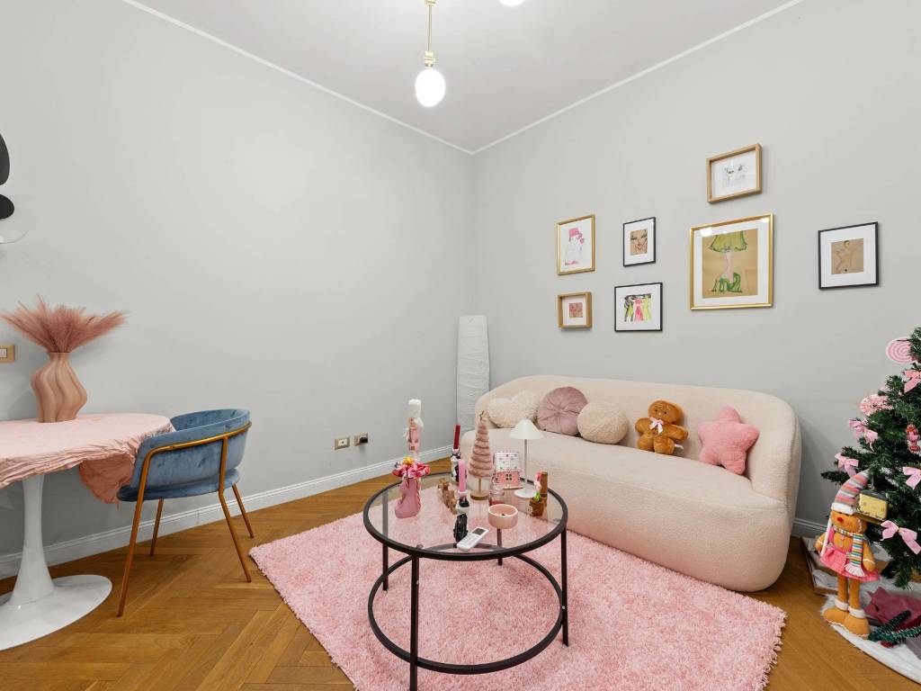 appartamento in vendita a Milano in zona Città Studi