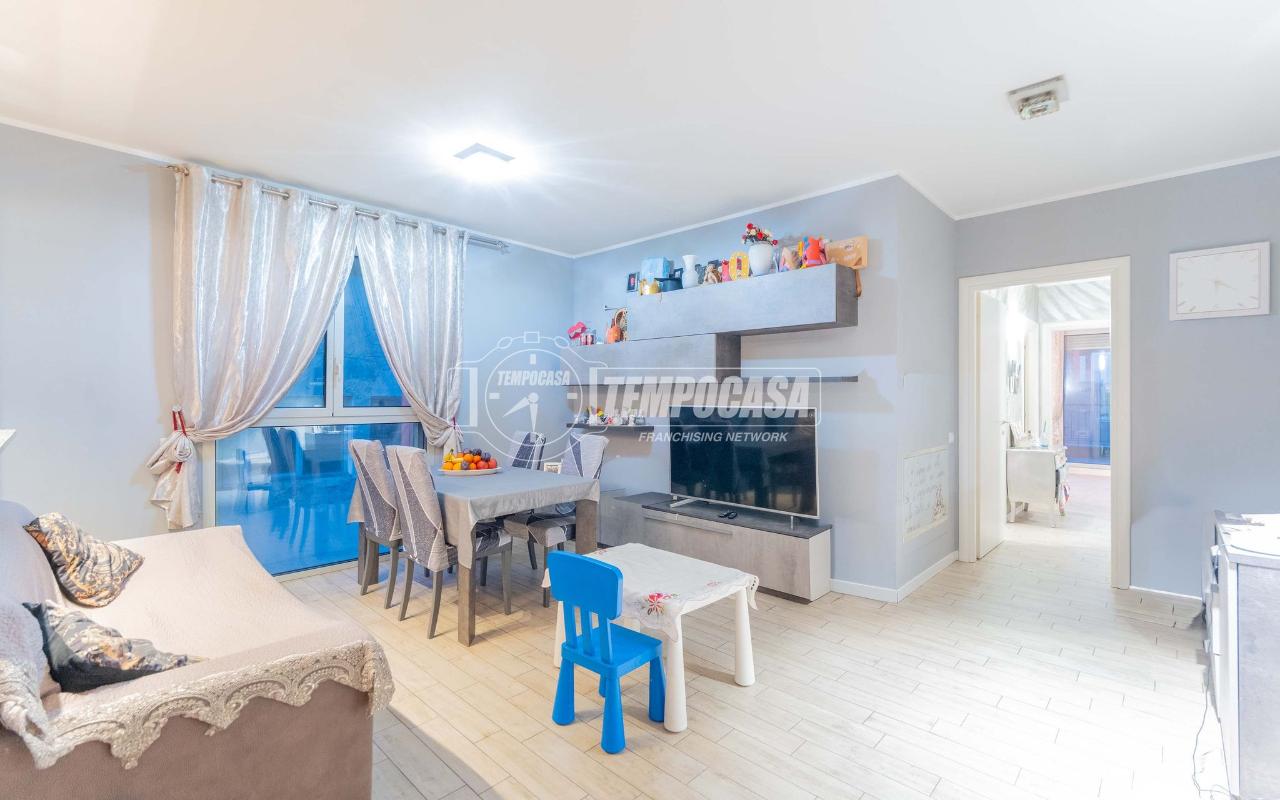 appartamento in vendita a Milano in zona Greco