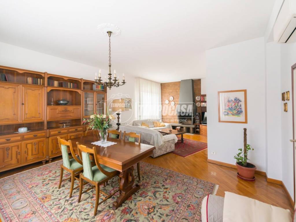 appartamento in vendita a Milano in zona Precotto