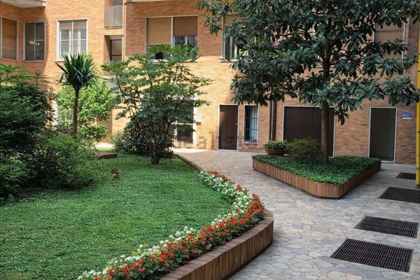 appartamento in vendita a Milano in zona Vigentino