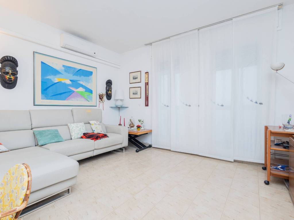 appartamento in vendita a Milano in zona Chiesa Rossa