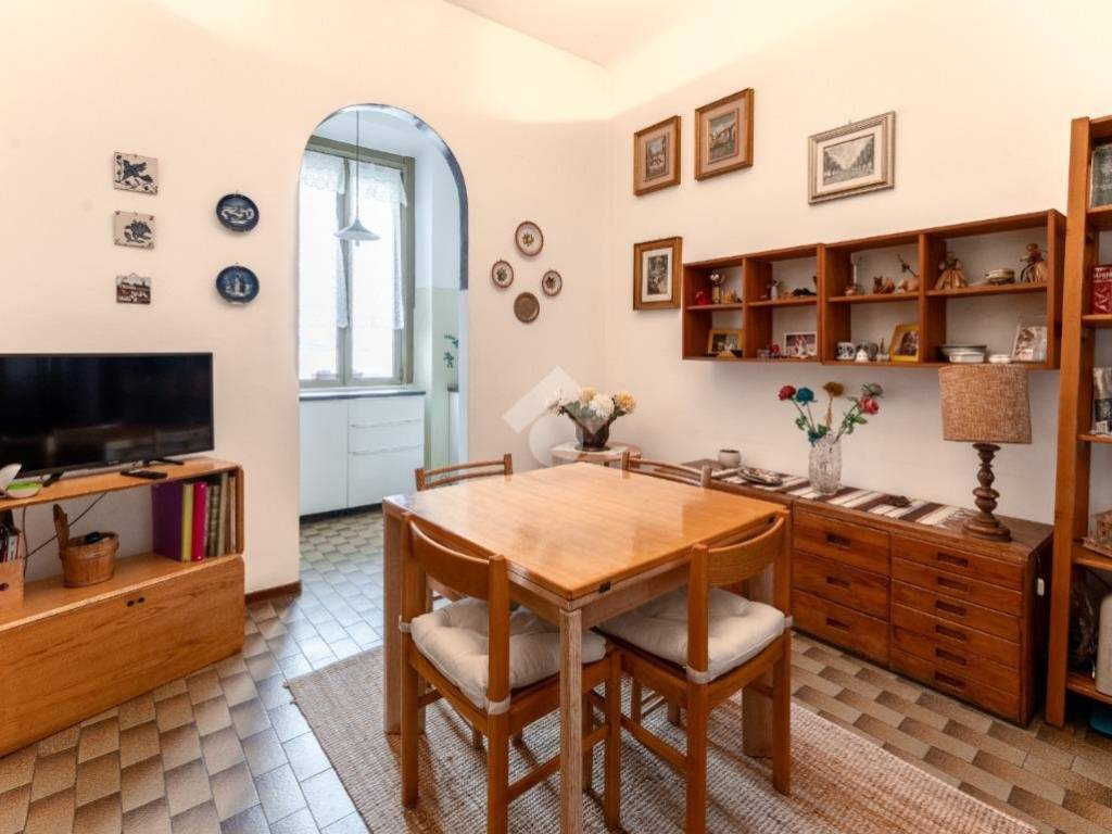 appartamento in vendita a Milano in zona Isola