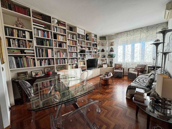 appartamento in vendita a Milano in zona Chiesa Rossa