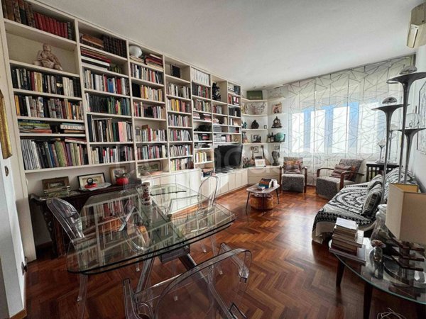 appartamento in vendita a Milano in zona Stadera