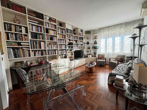 appartamento in vendita a Milano in zona Stadera