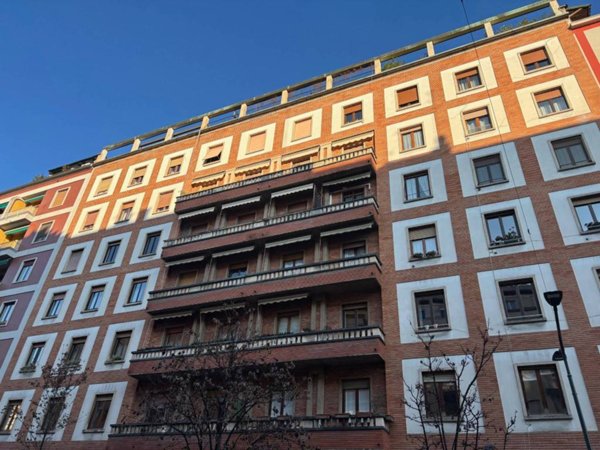 appartamento in vendita a Milano in zona Città Studi