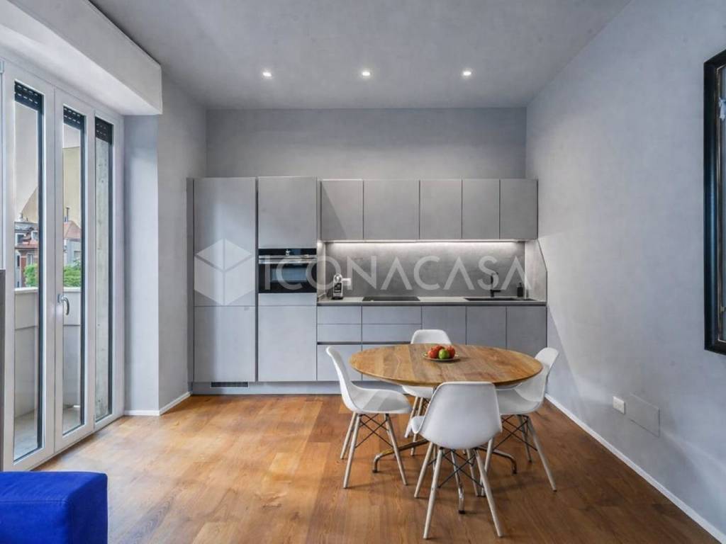 appartamento in vendita a Milano in zona Centro Direzionale