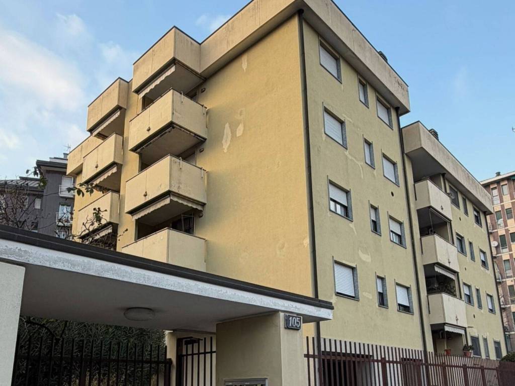 appartamento in vendita a Milano in zona Niguarda