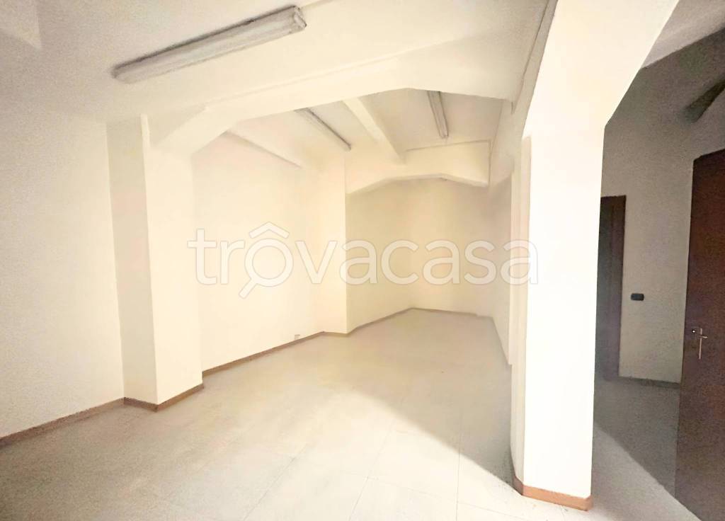 appartamento in vendita a Milano in zona Guastalla