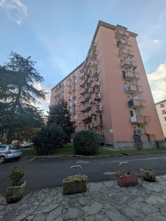 appartamento in vendita a Milano in zona Comasina