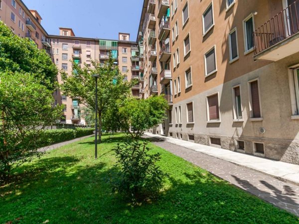 appartamento in vendita a Milano in zona Niguarda