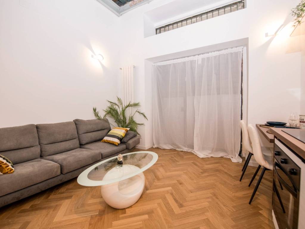 appartamento in vendita a Milano in zona Porta Venezia