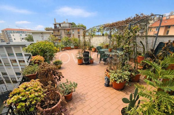 appartamento in vendita a Milano in zona Corvetto