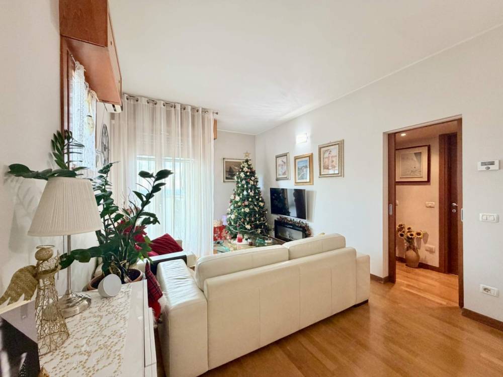 appartamento in vendita a Milano in zona Gratosoglio