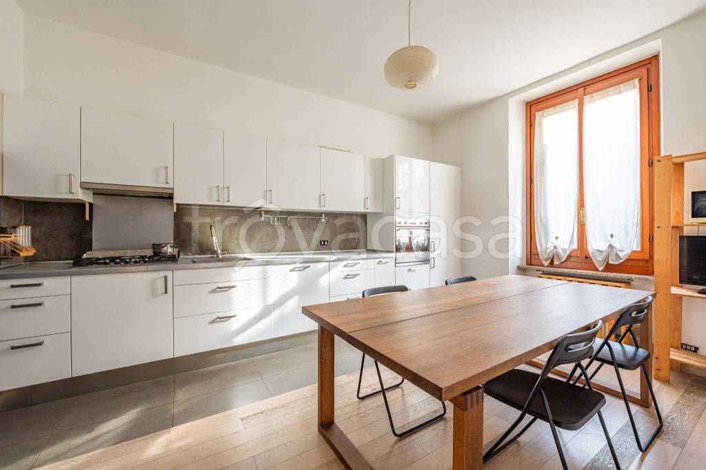 appartamento in vendita a Milano in zona Loreto