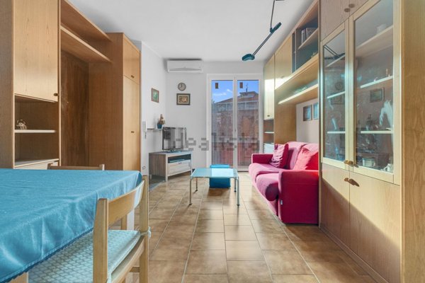 appartamento in vendita a Milano in zona Lambrate