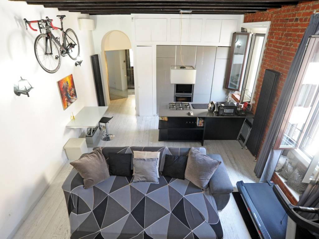 appartamento in vendita a Milano in zona Isola