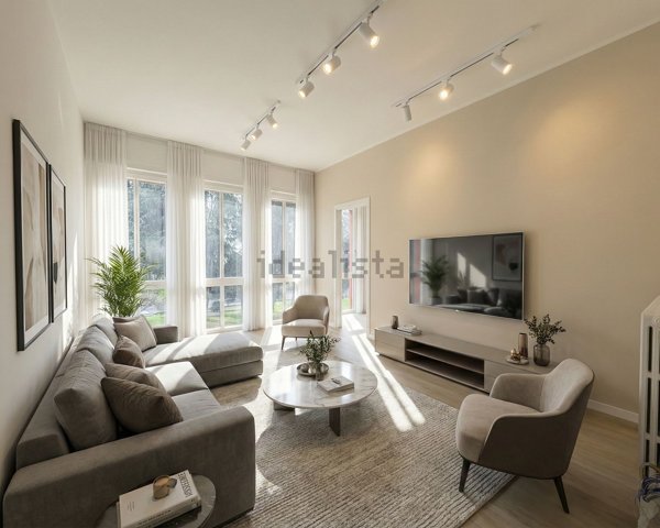 appartamento in vendita a Milano in zona Gallaratese