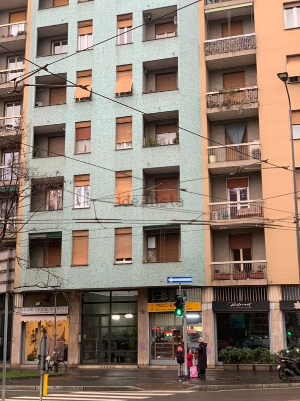 appartamento in vendita a Milano in zona Porta Vittoria