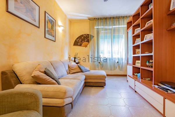 appartamento in vendita a Milano in zona Vigentino