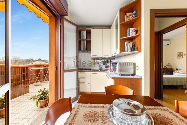 appartamento in vendita a Milano in zona Precotto