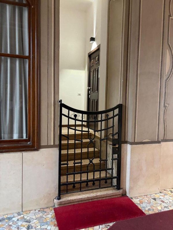 appartamento in vendita a Milano in zona Città Studi