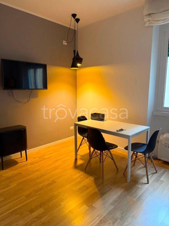 appartamento in vendita a Milano in zona Solari