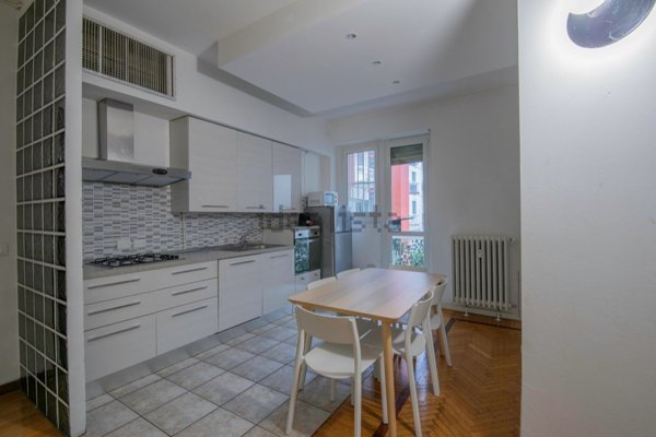 appartamento in vendita a Milano in zona Isola