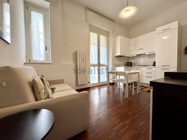 appartamento in vendita a Milano in zona Bocconi