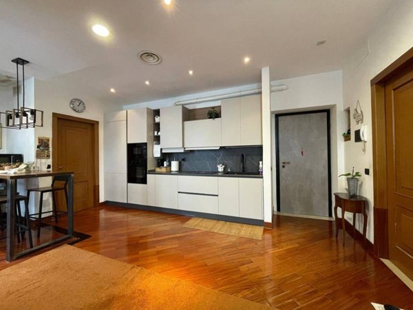 appartamento in vendita a Milano in zona Isola