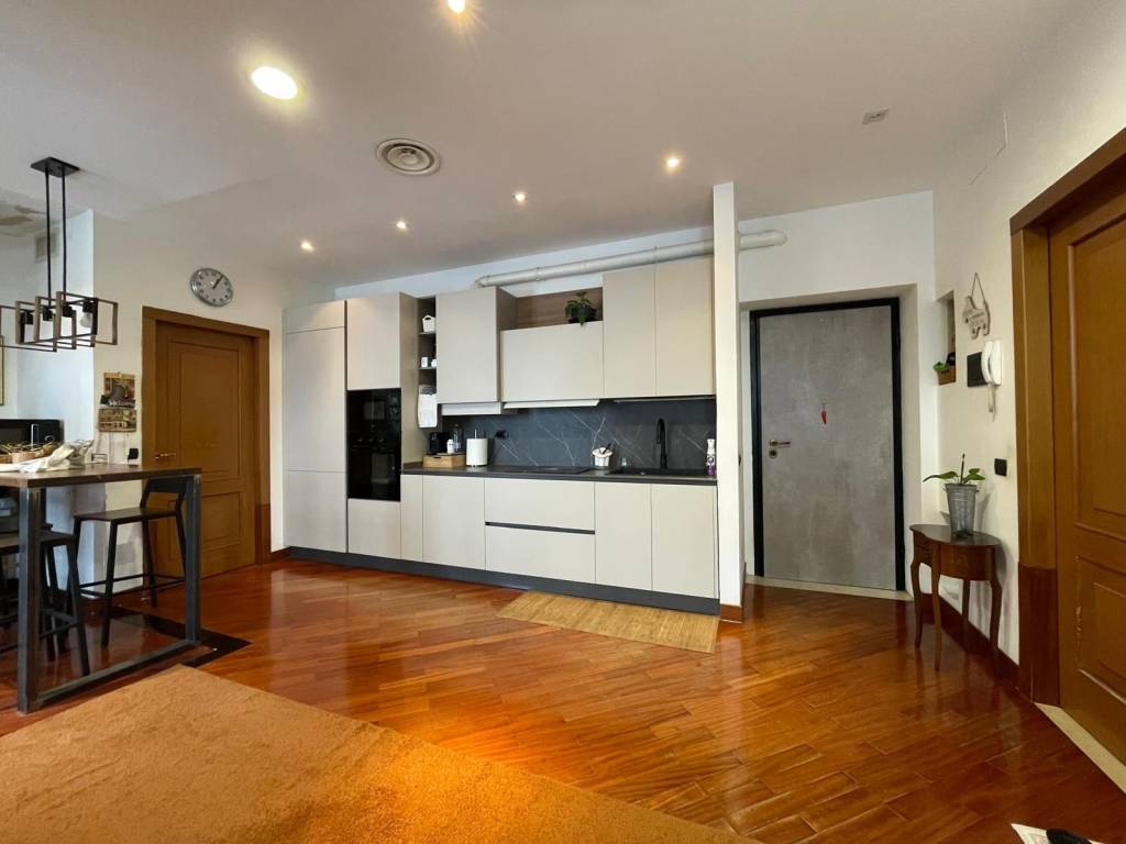 appartamento in vendita a Milano in zona Maciachini