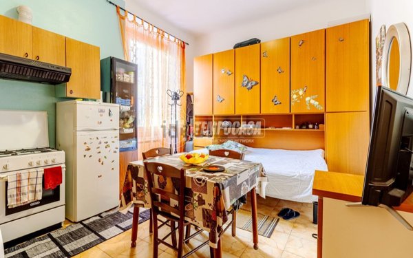 appartamento in vendita a Milano in zona Corvetto