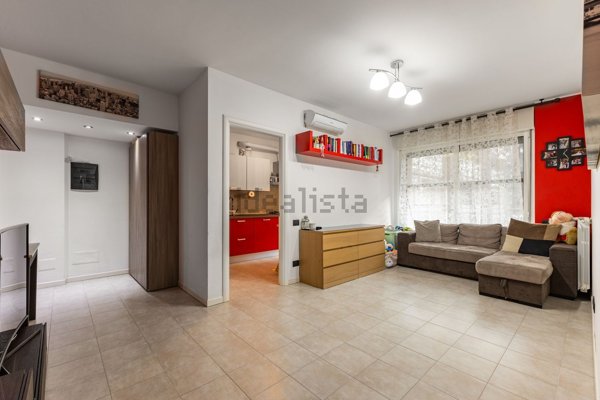 appartamento in vendita a Milano in zona Lambrate