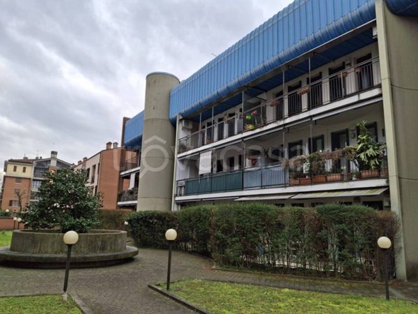 appartamento in vendita a Milano in zona Muggiano