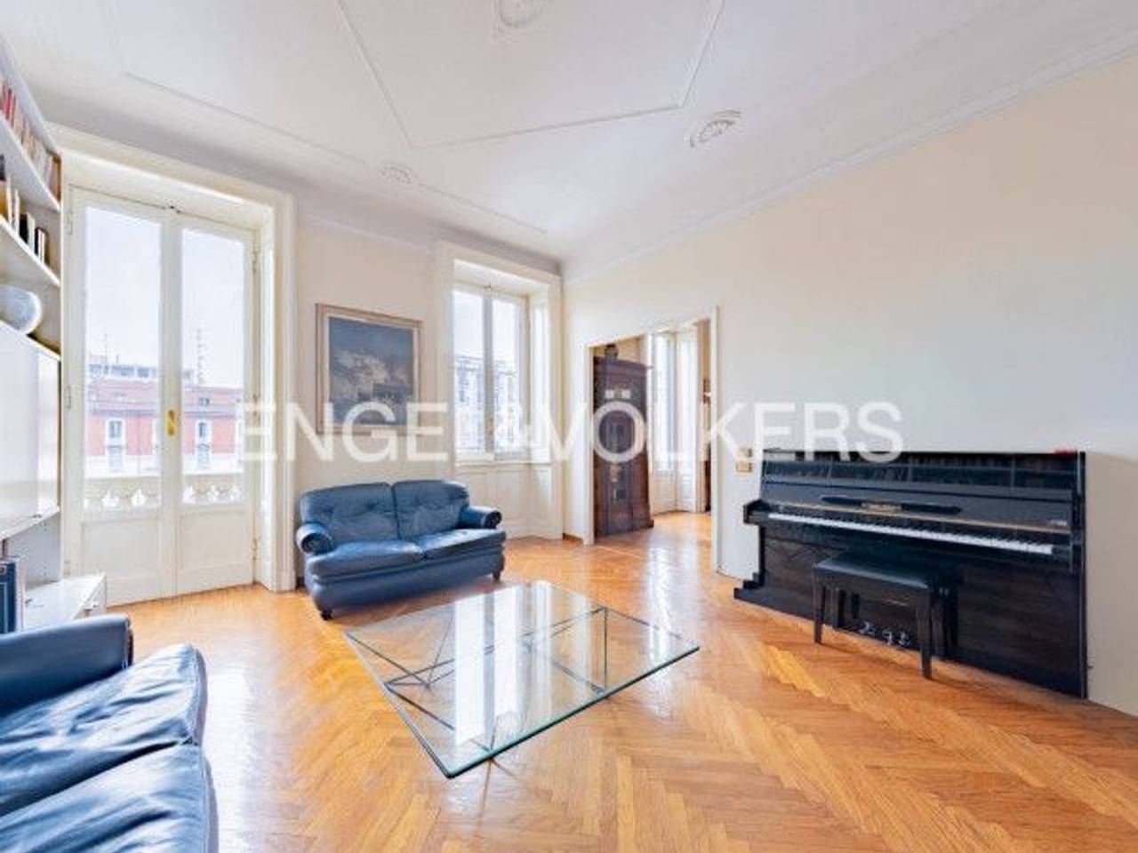 appartamento in vendita a Milano in zona Sempione